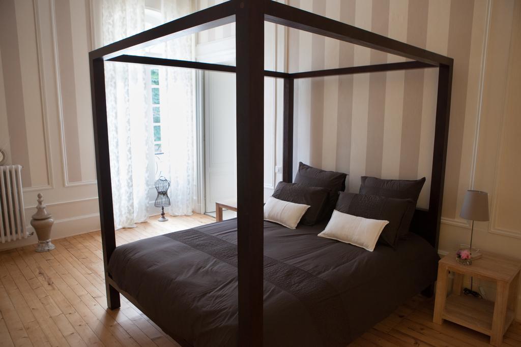 Chambres D'Hotes La Chartreuse Des Eyres Podensac Habitación foto
